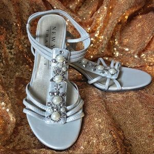 New York Transit Silver Kitten Heels